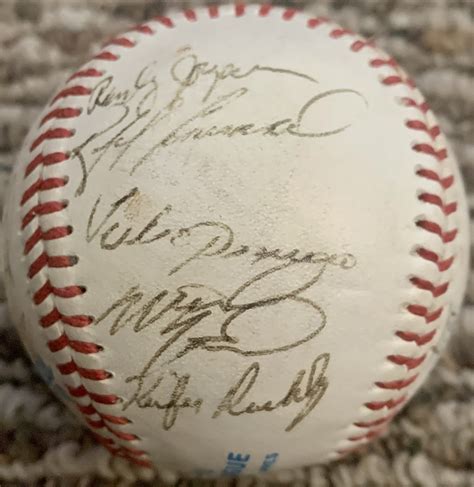 MLB signature baseball | Collectors Weekly