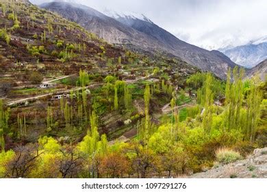 Pakistan Karakoram Highway Stock Photo 1097291276 | Shutterstock