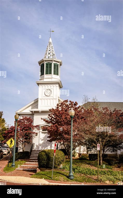 Vienna Presbyterian Church, 124 Park Street, Vienna, Virginia Stock ...