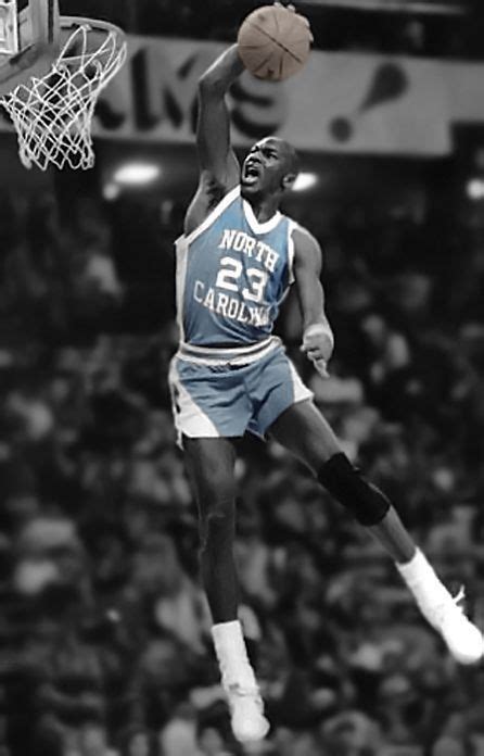 Dunking by the jordan | Michael jordan basketball, Michael jordan unc ...