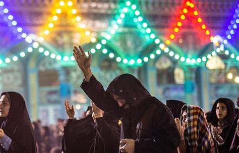 People across Iran mark birth anniversary of Imam Mahdi (photo ...