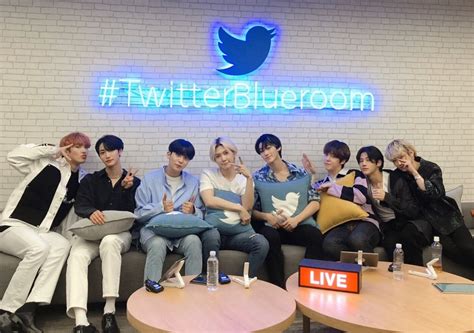 [Naver] Watched by more than 520,000 viewers on the live broadcast, ATEEZ proves its global ...