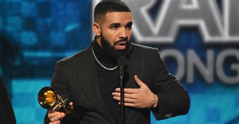 Grammys Cut Off Drake After He Disses Award In Acceptance Speech | HuffPost