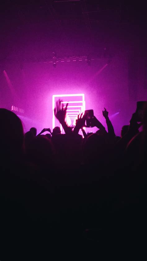 Pin on the 1975 | The 1975 concert, Concert aesthetic, Purple aesthetic