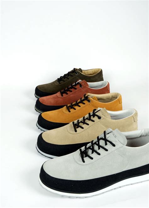 Tarvas Explorer Suede Jasper – COMMON