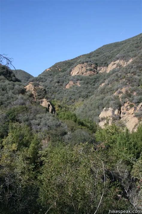 Temescal Canyon Trail | Los Angeles | Hikespeak.com