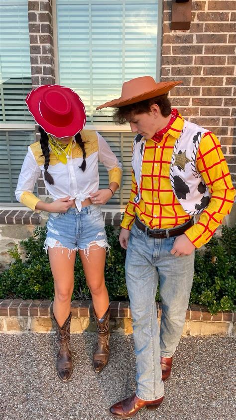 Jessie and woody costumes | Trendy halloween costumes, Cute couple ...