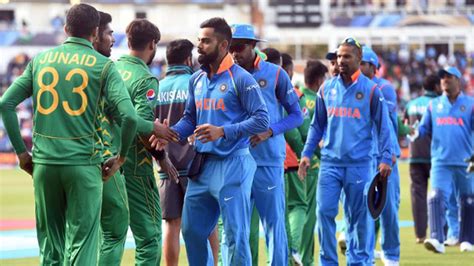 ICC Champions Trophy 2017 | India v/s Pakistan: Virat Kohli admires ...