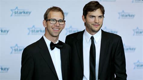 Ashton Kutcher credits his twin brother for teaching him how to love - ABC News