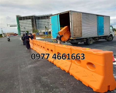 Plastic road safety barrier 06, Commercial & Industrial, Industrial ...