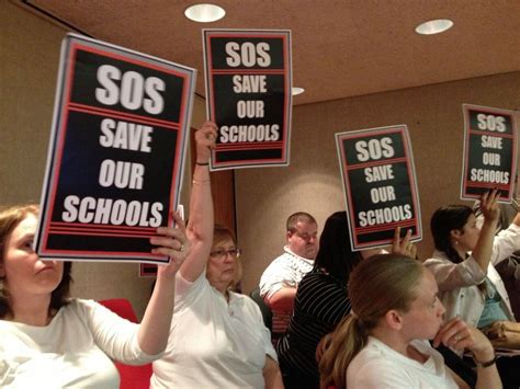 Allentown school board says no, then yes, to teacher cuts - lehighvalleylive.com