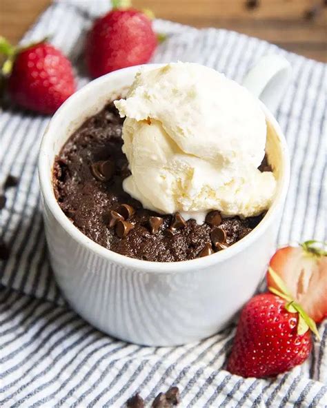 Microwave Mug Brownie | Recipe | Brownie in a mug, Microwave brownie mug, Mug recipes