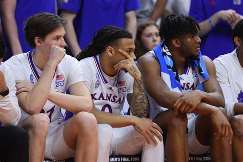 Kansas basketball: Predicting the Jayhawks roster changes for 2023