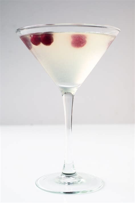 White Cosmopolitan | Saveur