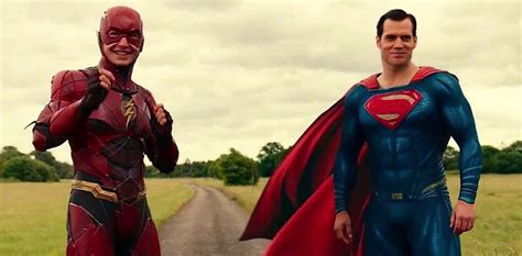 Who Wins the Race Between Superman and Flash? DC Officially Answers It