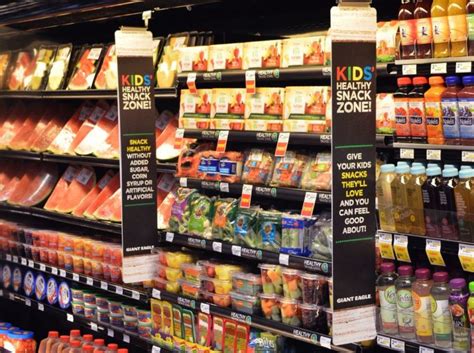 Kids' Healthy Snack Zones Coming to Grocery Stores | Salud America