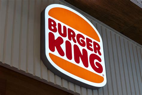 Burger King altera su logo con motivo de este lanzamiento