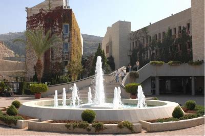 Uniandi: Lebanese American University | American universities, University, Campus