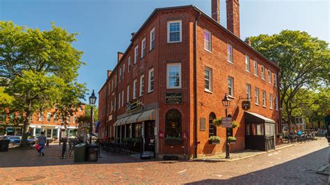 Newburyport, MA, US holiday accommodation: holiday houses & more | Stayz