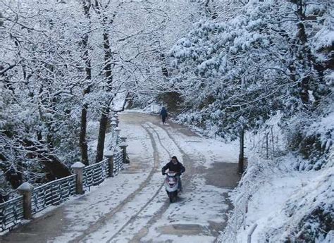 Mussoories, Uttarakhand Snowfall | Places to see, Mussoorie, Uttarakhand