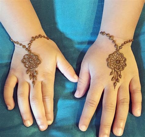 Latest Arabic Mehndi Designs For Kids - Not Just Chakras And Flowers - K4 Fashion