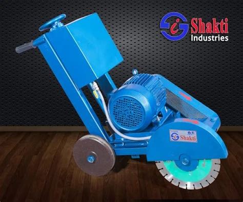 Concrete Cutting Machine at Rs 45000 in Ahmedabad | ID: 7545985362