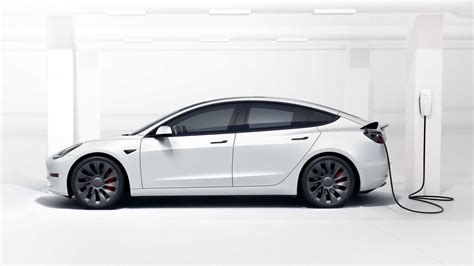 Brand New Tesla Model 3 Costs Just €34,970 In Romania