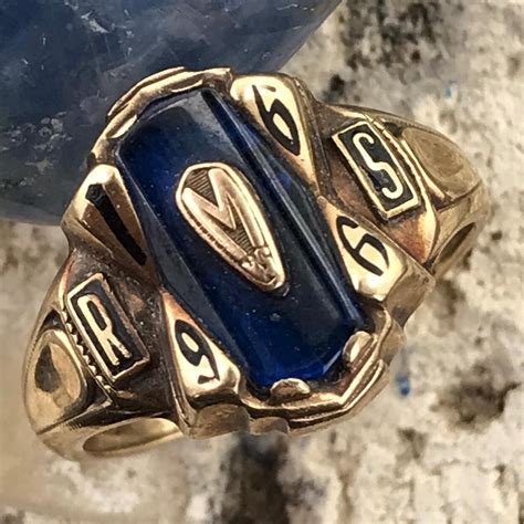 Vintage 1966 M High School Class Ring Size 8 10K Yellow Gold | Etsy ...