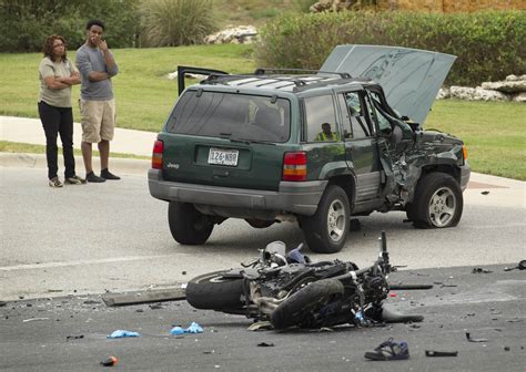 Fatal motorcycle accident – Collective Vision | Photoblog for the Austin American-Statesman