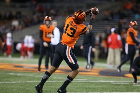 Oregon State Beavers football 2017 position battle to watch: Who steps ...