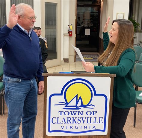 Mayor And Town Council Members Take Oath For 2023 Terms | Town of ...