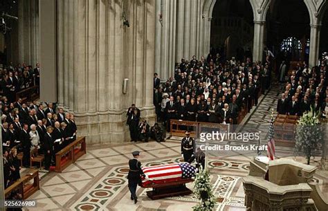 308 Death And State Funeral Of Ronald Reagan Stock Photos, High-Res ...