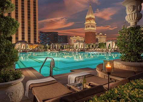 10 Best Las Vegas Hotel Pools