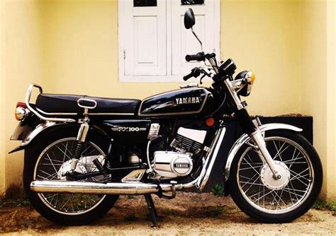 Yamaha RX 100 Price, Specs, Review, Pics & Mileage in India