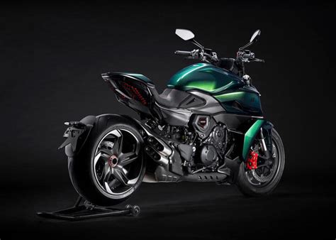 Ducati Diavel for Bentley First Look