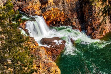 11 Stunning Waterfalls in Idaho • Small Town Washington