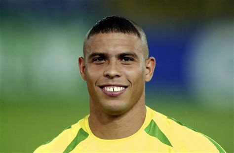 R9 Famous Haircut - 15 Whackiest Haircuts in Sport | Odds / It wasn't ...