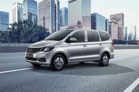 Gambar Wuling Confero 2024 - Lihat Foto Interior & Eksterior | Oto