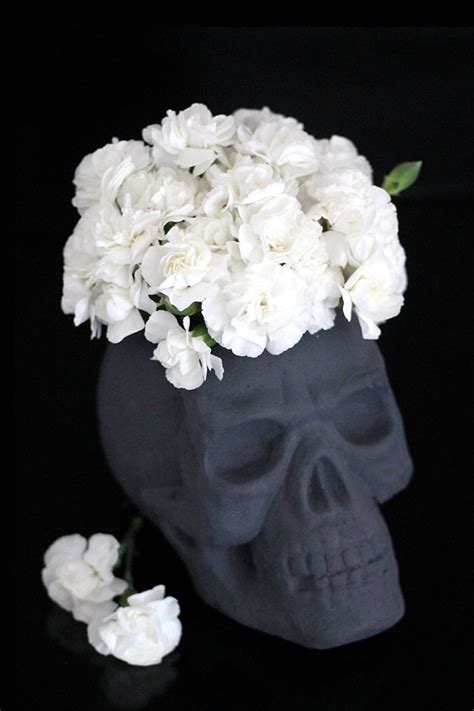 DIY Skull Vase and Halloween Party Decor - Persia Lou