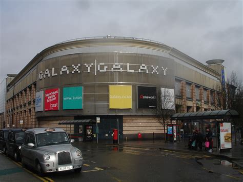 Luton Galaxy & Cineworld 2 | Brian Evans | Flickr