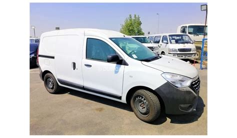 New Renault Dokker 1.6 van 2023 for sale in Dubai - 468096