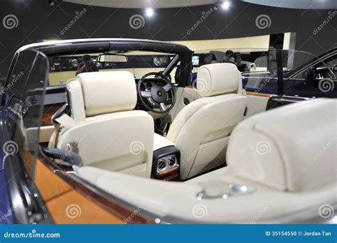 Bleu films Brute rolls royce drophead interior argent Par Auteur