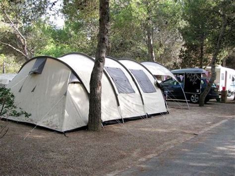 BIG TENT CAMPING | Camping and hiking, Camping vacations, Camping