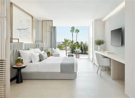 Luxury hotel rooms and suites in Marbella, Spain | Ikos Andalusia