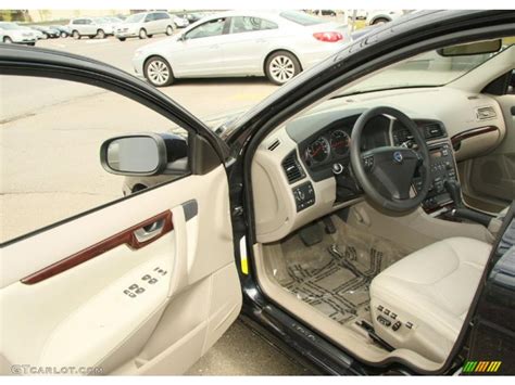 Oak Interior 2008 Volvo S60 2.5T AWD Photo #49133609 | GTCarLot.com