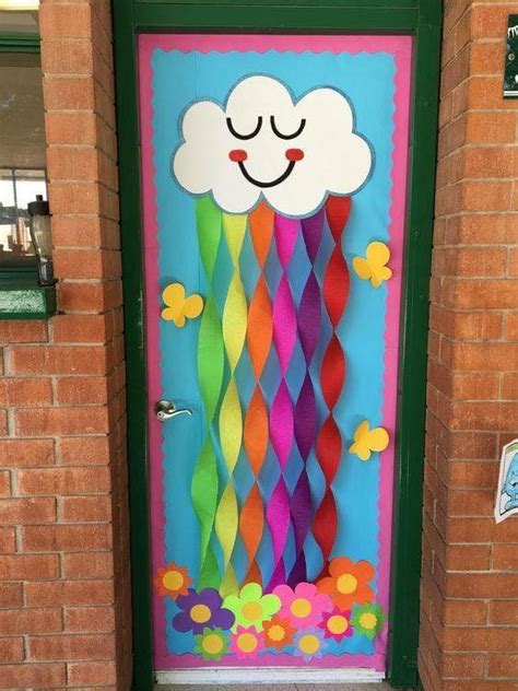 Pin by Lisa Lagina on Educación | Diy classroom decorations, School door decorations, Spring ...