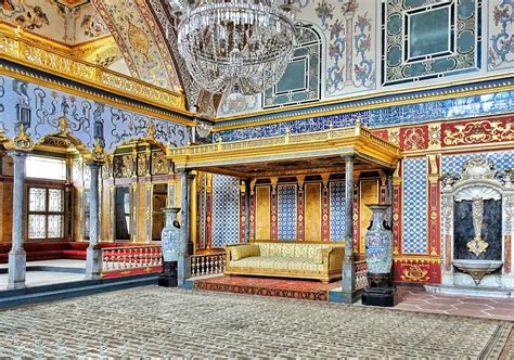 Dolmabahce Palace Tour - Turkey Tour - Turkeys Daily Tours - Daily ...