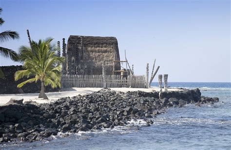 Puʻuhonua o Hōnaunau National Historical Park Sights & Attractions ...