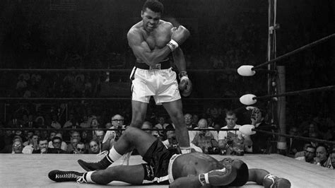 1965: Muhammad Ali knocks out Sonny Liston in title rematch | Archives | napavalleyregister.com