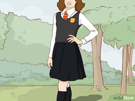 How to Dress Like a Hogwarts Student: 4 Steps (with Pictures)